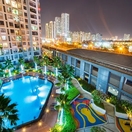 Stylist 2 Bedrooms Apartment-3